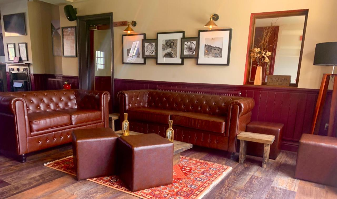 Crown & Anchor Hotell Woking Eksteriør bilde