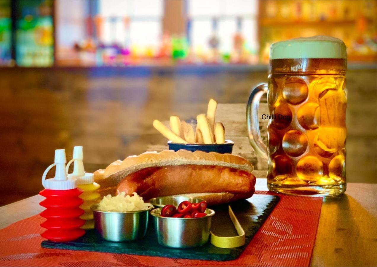 Crown & Anchor Hotell Woking Eksteriør bilde